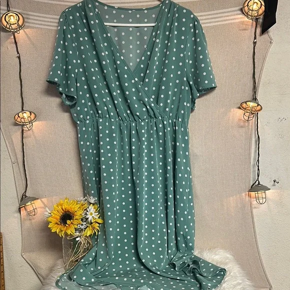 green emerald velvet dress SHEIN. Green TS Maxi Dress – Hibuy market main image 0